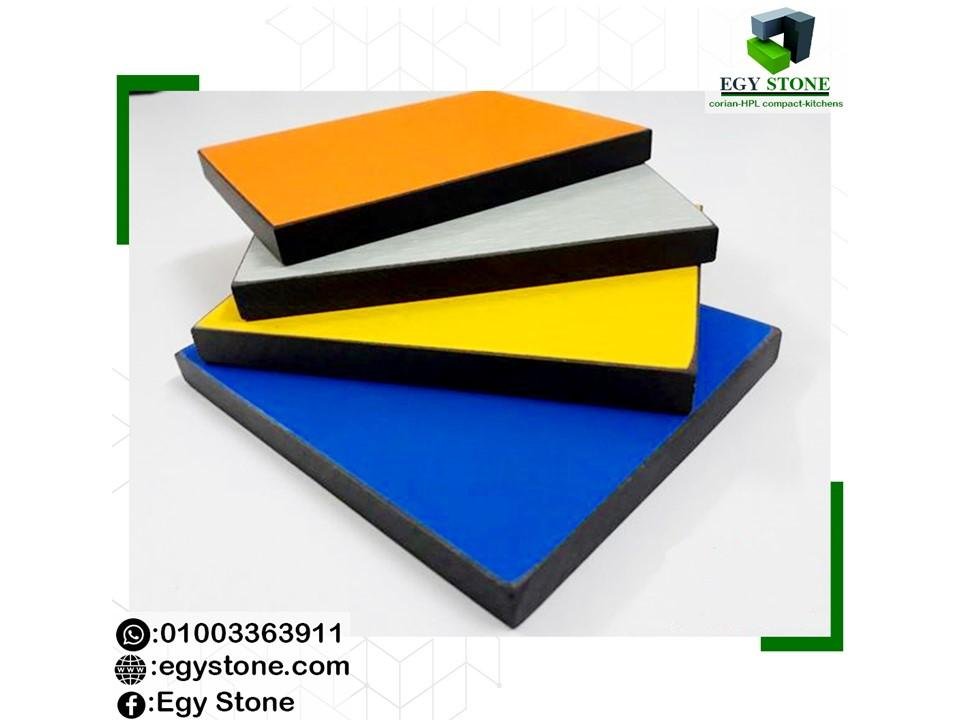 الواح من الكومباكت –الخشب المضغوط سمك 12ملم