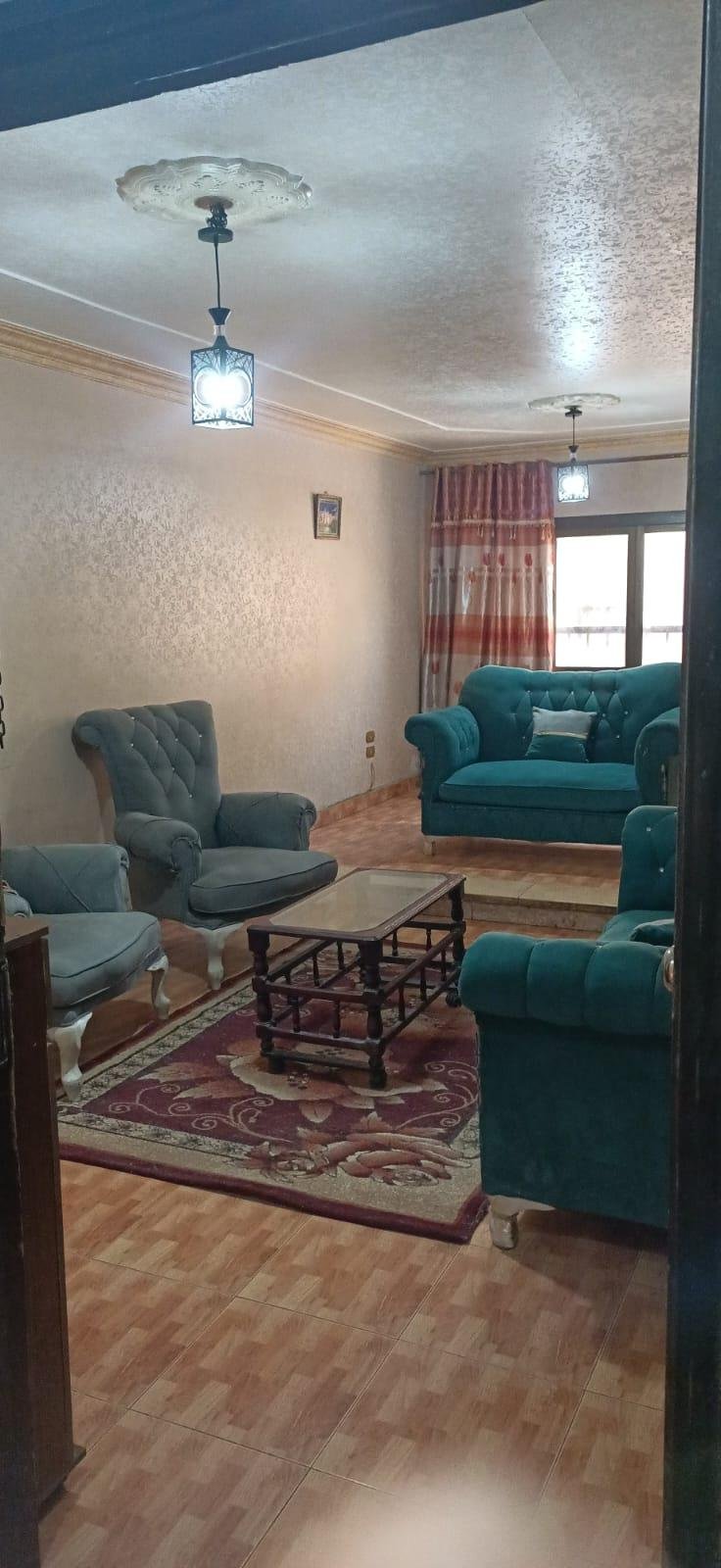 شقه للبيع شارع الثلاثيني مدكور فيصل